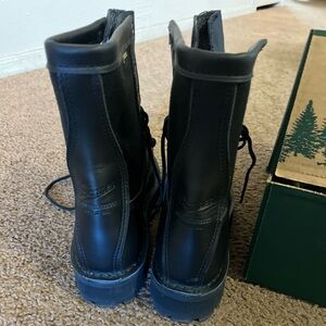 Women’s Danners Boots Acadia Size 8.5.